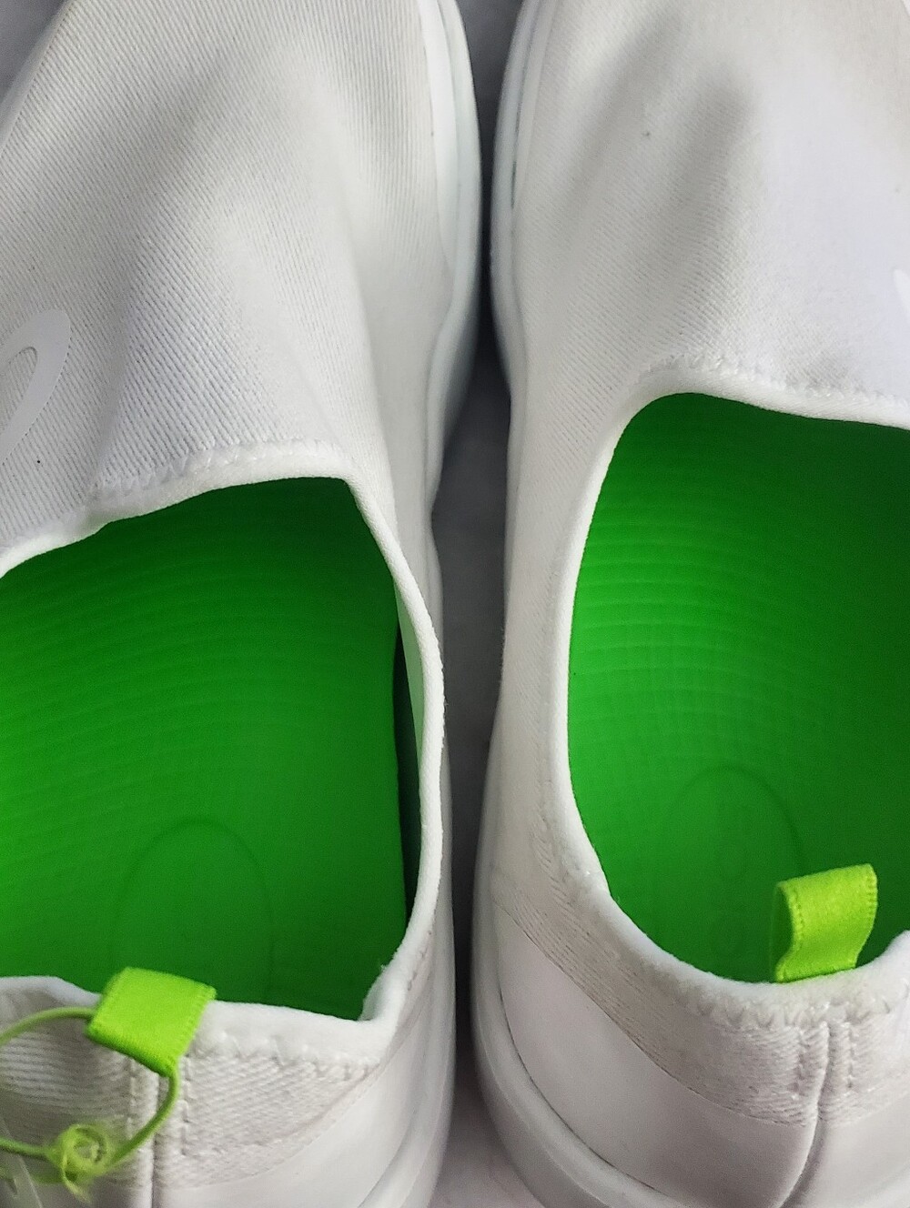 OOFOS White Slip-On Sneakers with Lime Green Lining - Picture 5 of 10
